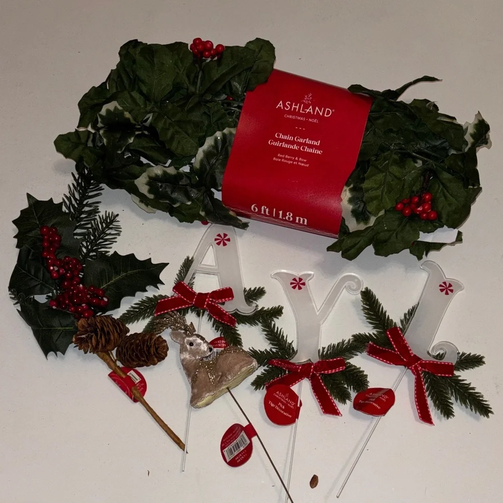 Holly and Berry Garland with Red Bows Green Pine Accents Floral Pics Letters NWT
